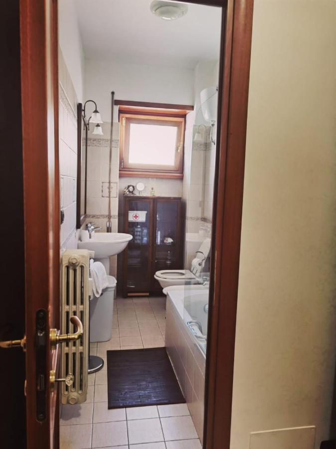 Appartamento Per Turisti E Famiglie Roma Exterior foto